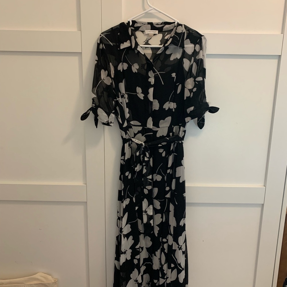 Calvin Klein Black & White Floral Maxi Dress with Tie-Waist